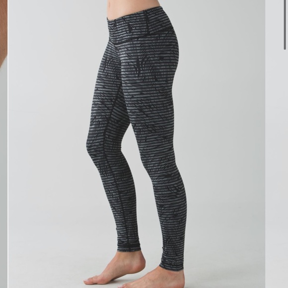 lululemon athletica Pants - Lululemon Wunder Under Leggings